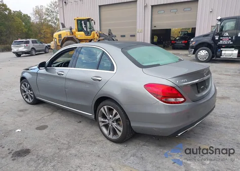 2016 Mercedes-Benz C 300 4Matic from USA, damaged, VIN 55SWF4KBXGU152103
